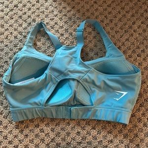Gymshark sports bra size medium